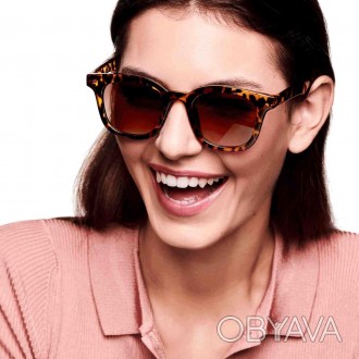Женские солнцезащитные очки в элегантном стиле.
Материал: поликарбонат, нержавею. . фото 1