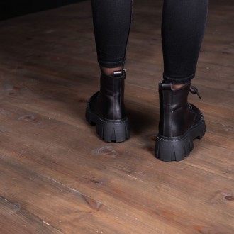 Женские ботинки черные Ursula 3347 Ботинки женские выполнены из натуральной кожи. . фото 4