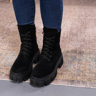 Женские зимние ботинки черные Bronco 3370 Ботинки женские выполнены из исскусств. . фото 3