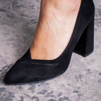Женские туфли черные Brittany 2540 Туфли женские выполнены из искусственной замш. . фото 7