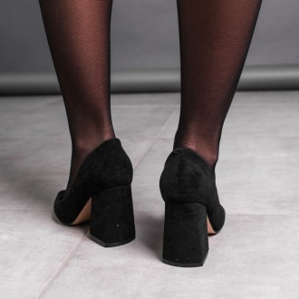 Женские туфли черные Elon 3591 Туфли женские выполнены из искусственной замши. М. . фото 3