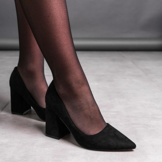 Женские туфли черные Elon 3591 Туфли женские выполнены из искусственной замши. М. . фото 2