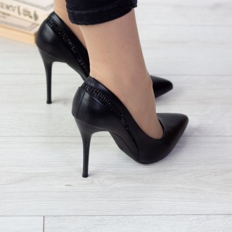 Женские туфли черные Fiver 2475 Туфли женские выполнены из искусственной кожи. М. . фото 4