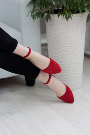 Женские туфли красные Unicat 2681 Туфли женские выполнены из искусственной замши. . фото 4
