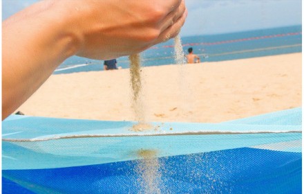 Опис
 Літо . . . 
Відпустку . . .
Море . . . 
як же бути без пляжного килимка -п. . фото 3