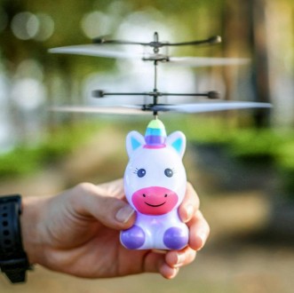 Интерактивная игрушка летающая 
Летающие игрушки прекрасно развивают детей, помо. . фото 2