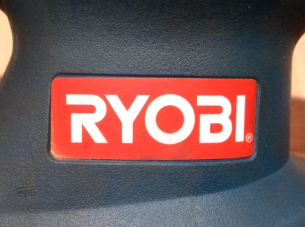 Продам оригинальные б/у запчасти для вибрационной шлифмашины Ryobi ESS-2590V.
О. . фото 3