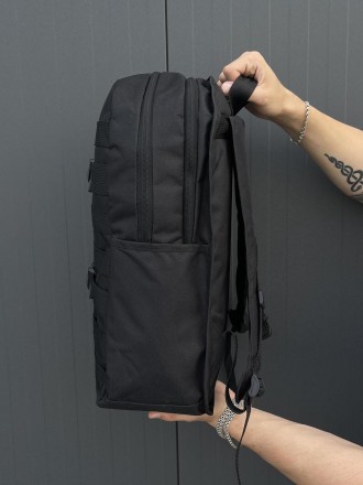 Чоловічий стильний рюкзак спортивний чорний
- Розмір: 45х27,5х15 см; 
- Матеріал. . фото 11