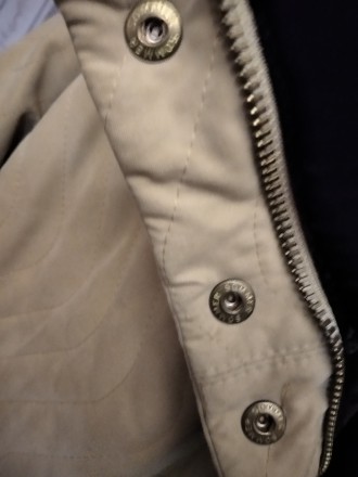 продается куртка двойного назначения, одна сторона велюр, другая плащевка, утепл. . фото 7