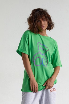 Супер свободная и легкая - эта молодежная футболка с лаконичным принтом сделает . . фото 6