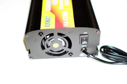 Зарядний пристрій для автомобіля 12 вольтів 30 амперів, UKC Battery Charger 30A
. . фото 4
