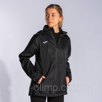 Куртка от дождя с капюшоном со скрытыми завязками на воротнике и боковыми карман. . фото 4
