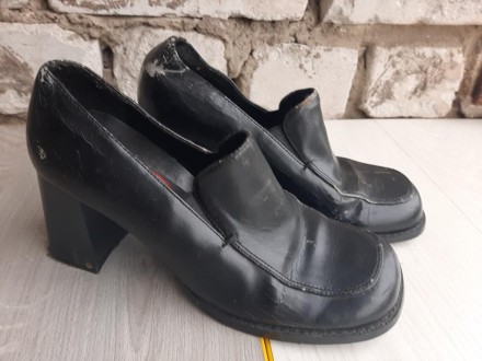 Женские брендовые туфли Graceland (Германия)

Размер 36
Высота коблука 6 см
. . фото 2