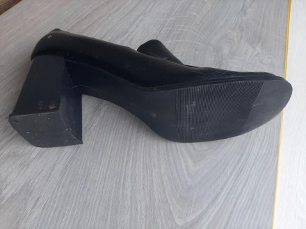 Женские брендовые туфли Graceland (Германия)

Размер 36
Высота коблука 6 см
. . фото 3
