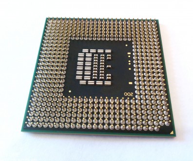 Двухъядерный процессор для ноутбуков.

Intel Core 2 Duo T9400

Частота 2.53 . . фото 3