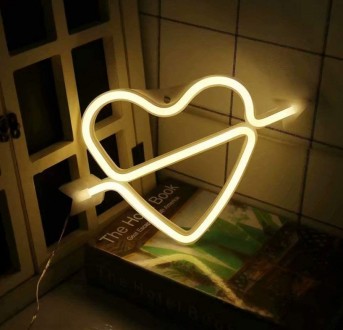 Настенный неоновый светильник ночник Сердце Купидона
Этот неоновый настенный ноч. . фото 5