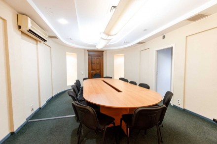 Оренда офісу в бізнес-центрі «Цитадель-2», розташований в центрі міста Дніпро. 
. . фото 4