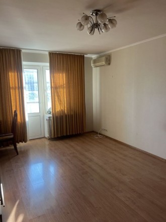 Продается 1 комнатная квартира в Печерском районе, по адресу ул. Предславинская . . фото 5