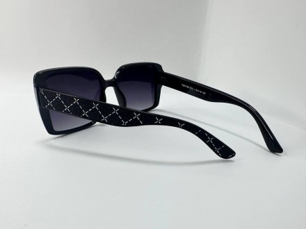Солнцезащитные женские классические квадратные очки с поляризационными линзами
з. . фото 4