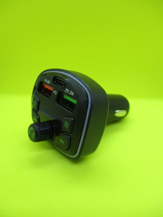 Трансміттер-модулятор для автомобіля.
USB отвір для заряджання телефона
USB от. . фото 3