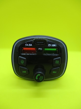 Трансміттер-модулятор для автомобіля.
USB отвір для заряджання телефона
USB от. . фото 2