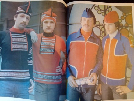Журнал о вязании, советского периода.
1981 год. 48 страниц.
цветные страницы, . . фото 7