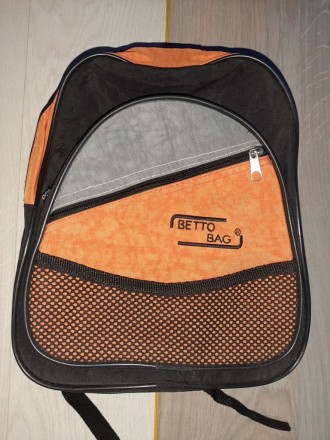 Крепкий детский рюкзак (оранжевый)

Практичный, очень крепкая ткань
Размер 31. . фото 2