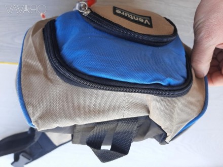 Городской рюкзак на одно плечо (серо-голубой)

Размер 39 Х 35 Х 13 см. . фото 5