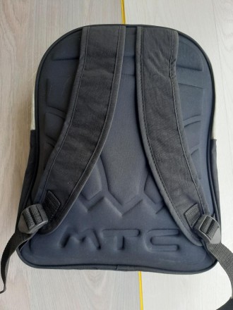 Крепкий рюкзак Daring (серый)

Практичный, очень крепкая ткань
Плотная спинка. . фото 3