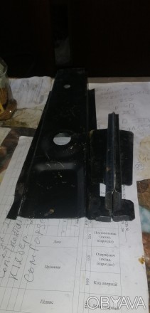 Продам новый передний правый поддомкратник Ваз 2101-07.старые запасы СССР.. . фото 1