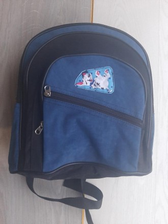 Детский небольшой рюкзачок (синий)

Практичный, плотная ткань
Размер 31 Х 29 . . фото 3