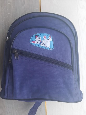 Детский небольшой рюкзачек (фиолетовый)

Практичный, плотная ткань
Размер 31 . . фото 2