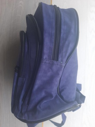 Детский небольшой рюкзачек (фиолетовый)

Практичный, плотная ткань
Размер 31 . . фото 4