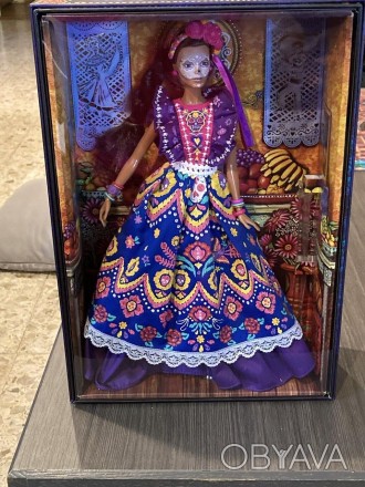 De Muertos 2022 з колекційною лялькою, яка вшановує традиції, символи та ритуали. . фото 1