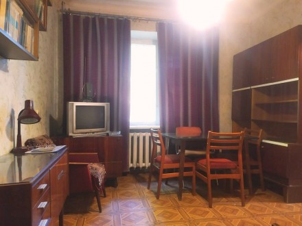 Продаж двокімнатної квартири в цегляному будинку, на перехресті Титова та проспе. Титова. фото 2