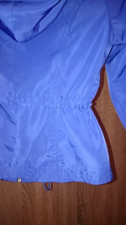 Куртка  - ветровка с капюшоном Bellissima для девочки. Цвет синий. Размер на эти. . фото 10