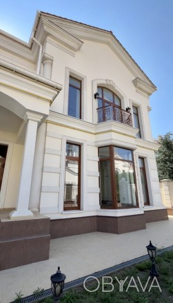 Продаётся роскошный дом в престижном Приморском районе, города Одессы. 
Этот пре. Приморский. фото 1
