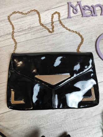 Женская лаковая сумка клатч конверт черная фурнитура золотистого цвета 
Состояни. . фото 3