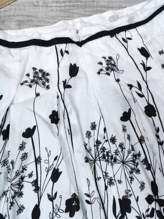 Женская юбка белая с цветочным принтом 
Состояние: б/у, в отличном состоянии
Раз. . фото 8
