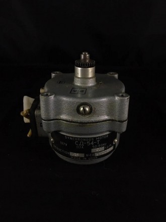 Реверсивный двигатель РД-09 4,4об/мин
Редукция:1/268
Электродвигатель РД-09 асин. . фото 2