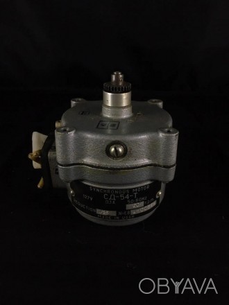 Реверсивный двигатель РД-09 4,4об/мин
Редукция:1/268
Электродвигатель РД-09 асин. . фото 1