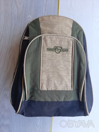 Прочный подростковый рюкзак (зеленый)

Плотная, практичная ткань
Плотная спин. . фото 1
