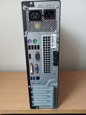 Системный блок Fujitsu ESPRIMO E720 E85+ sff / Intel Pentium G3220 (3.0 MHz)/ 4 . . фото 4
