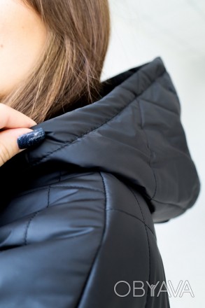 Стильная куртка бежевого цвета на молнии . Модель представлена свободного силуэт. . фото 1