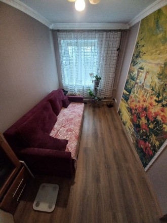 Пропонується до продажу 3 кімнати в 5-ти кімнатній квартирі у Шевченківському р-. Нивки. фото 2