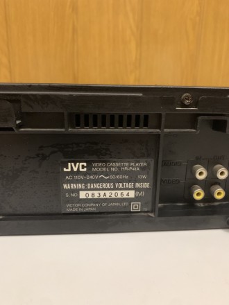 Продаётся Видеомагнитофон кассетный JVC Model: No.HR-P41A. 
В рабочем состоянии. . фото 3