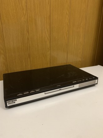 Продаётся DVD player Tom-Tec Model: DVD968.
В рабочем состоянии.
САМОВЫВОЗ В О. . фото 2