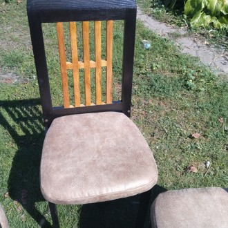 Комплект стульев из массива ясеня. Покрыт безопасной морилкой производства Польш. . фото 5