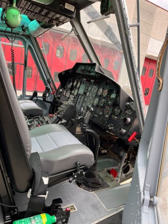 Багатофункціональний гелікоптер Agusta AB412 з нальотом 6600 годин.
Надійна та . . фото 5