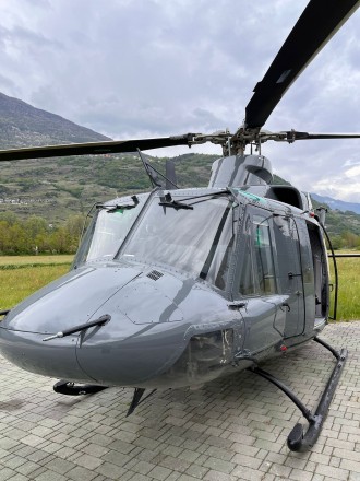 Багатофункціональний гелікоптер Agusta AB412 з нальотом 6600 годин.
Надійна та . . фото 3